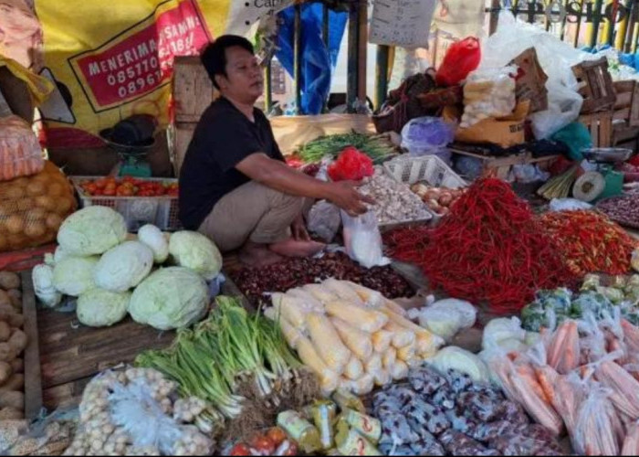 Harga Bahan Pokok Naik, Pedagang Pasar Bekasi Keluhkan Penurunan Pembeli