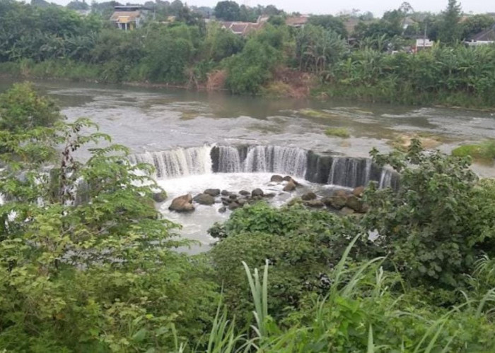 Wisata Curug Parigi yang ada di Bantargebang Bekasi, Mirip Niagara Mini di Jepang