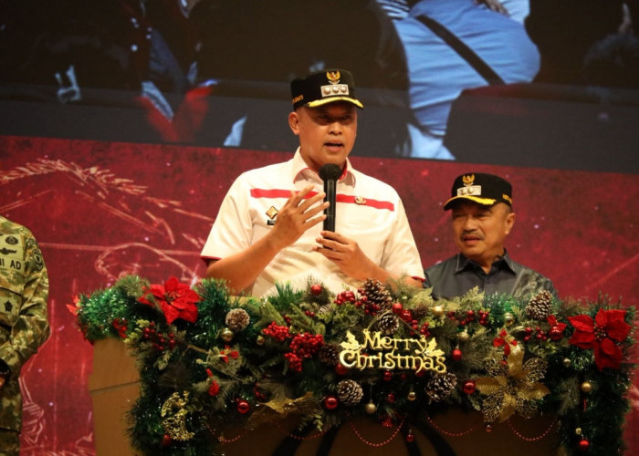 Wali Kota Bekasi Sampaikan Pesan Refleksi dalam Perayaan Natal di Gereja Tiberias