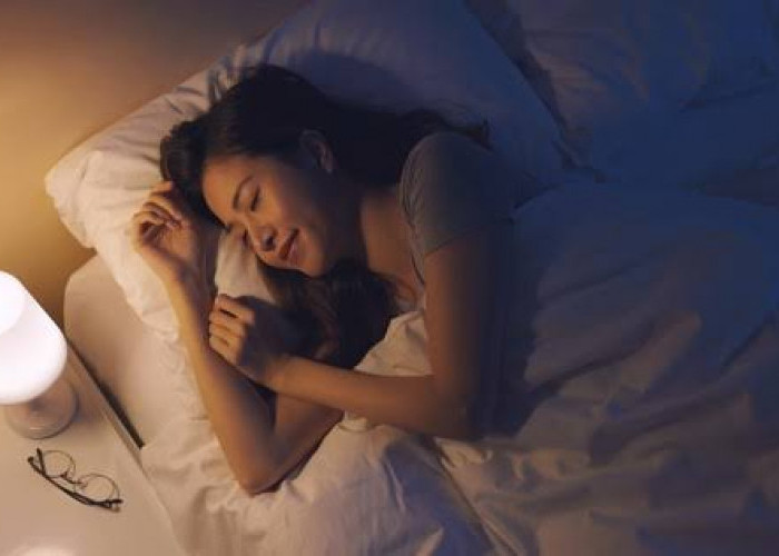 Ternyata Ini Lho 5 Manfaat Tidur Dengan Lampu Yang di Matikan Untuk Kesehatan