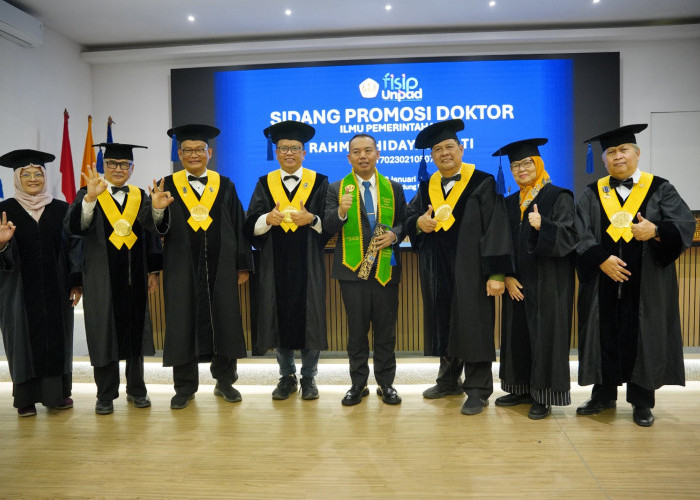 Mengenal Sosok Rahmat Hidayat Djati: Peraih Gelar Doktor Unpad yang Dedikasi untuk Aspirasi Rakyat Jabar