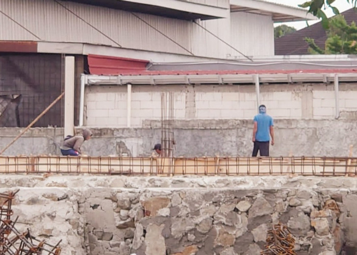 Tak Gubris Teguran Pemkot, Pembangunan Bakal Outlet Mie Gacoan di Mustika Jaya Terus Berjalan