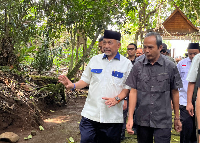 Kunjungi Situs Kerajaan Galuh Ciamis, Syaikhu Petik Hikmah soal Kelestarian Lingkungan