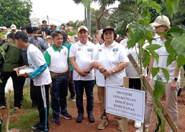 Menteri LHK Siti Nurbaya Bakar Dorong Pemanfaatan BPDLH Dukung Pengelolaan Sampah