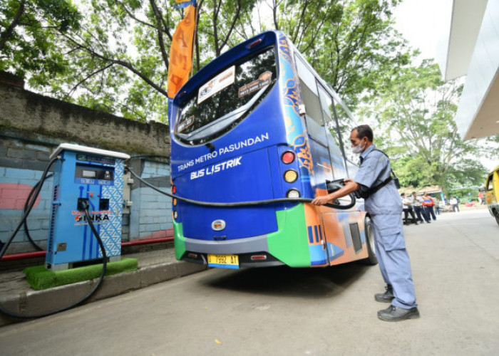 Baru Dua Kota di Indonesia yang Gunakan Bus Listrik 