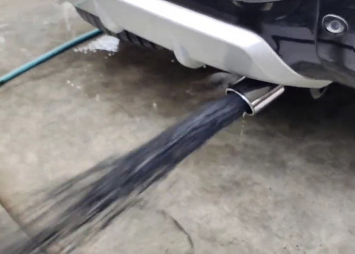 Nah Ini! 13 Penyebab Asap Knalpot Mobil Diesel Berwarna Hitam Pekat dan Cara Membersihkan Jalur Bahan Bakarnya