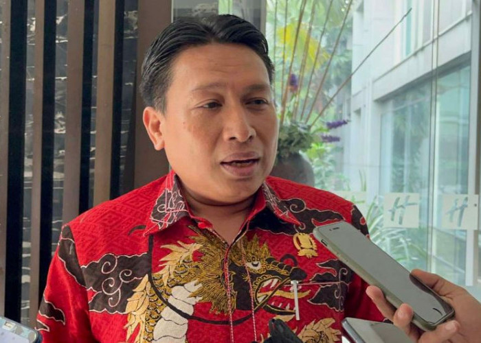 Siap Mundur dari Jabatannya, BN Holik Ngaku Siap Bertempur Abis-abisan di Pilkada Kabupaten Bekasi 2024