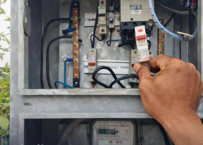 Penerangan Jalan Bekasi Diperluas Hingga Kampung 