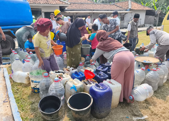 Ribuan Warga Bojongmangu Bertahan di Tengah Krisis Air Bersih, BPBD Kabupaten Bekasi Kemana Saja?