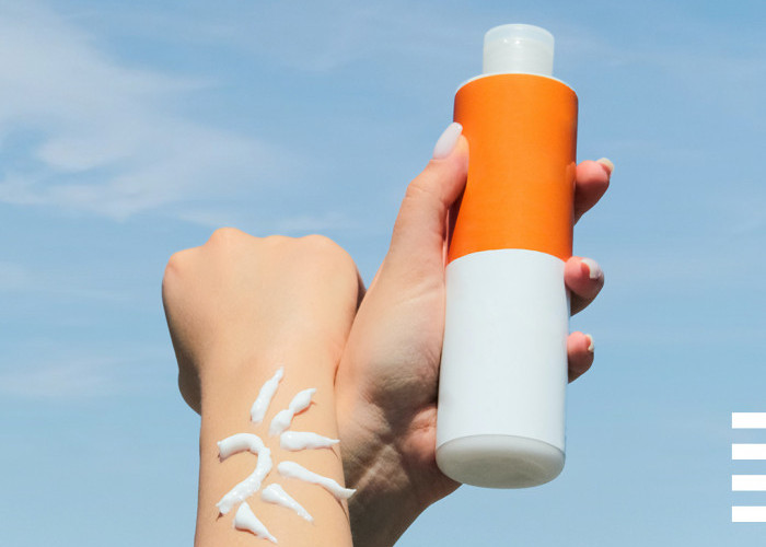 Rekomendasi Sunscreen Untuk Kulit Berjerawat, Harganya Cuma 30 Ribuan 
