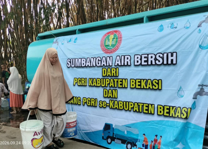 Krisis Air Bersih Bekasi, PGRI Kirim Ribuan Liter Air ke Desa-desa Cibarusah