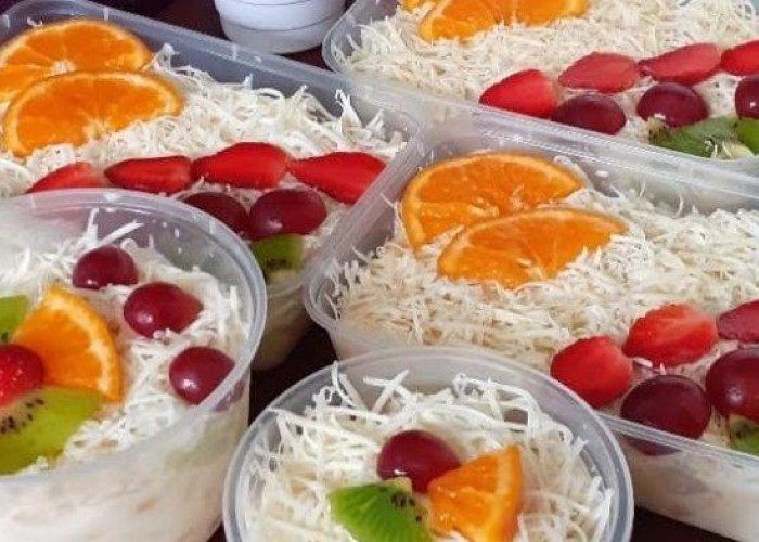 Mudah Banget, Ternyata Ini Cara Membuat Salad Buah yang Bisa Kamu Coba di Rumah