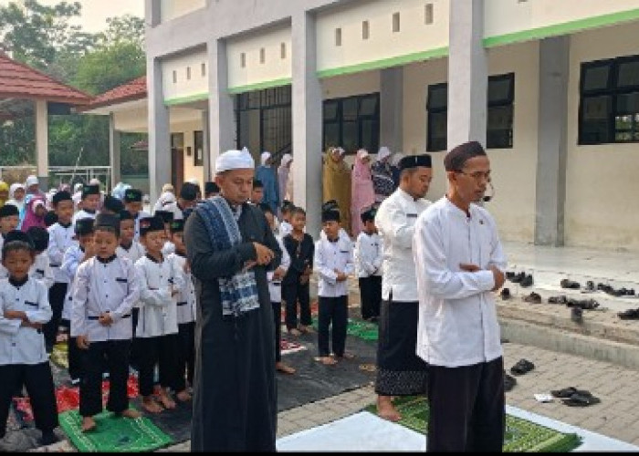 Ya Allah Turunkanlah Hujan, Pelajar SD se Kecamatan Cikarang Timur Gelar Solat Istisqa