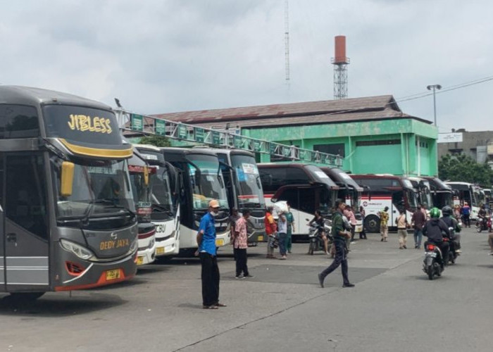 Arus Kedatangan Penumpang di Terminal Bekasi Mulai Meningkat Jelang Libur Nataru