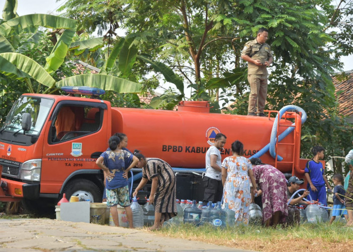 Kemarau Panjang Teror Bekasi, 29 Desa dan 8 Kecamatan Krisis Air Bersih