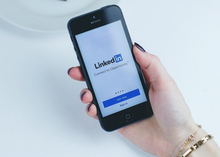 Jangan Cuma Isi Profil! Ini 15 Cara Membangun Personal Branding di LinkedIn agar Dilirik Recruiter