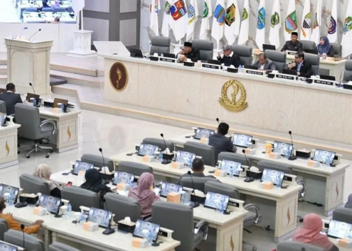 DPRD Jabar Paripurna Perdana 2026 Diwarnai Interupsi