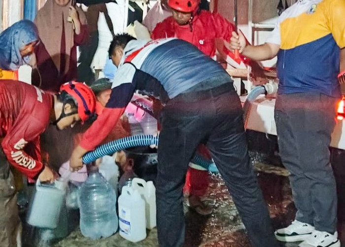 Gerak Cepat, Pertamina Patra Niaga RJBB Salurkan Bantuan untuk Korban Banjir dan Longsor di Sukabumi