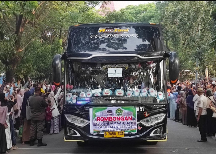 Pelepasan Jamaah Haji di Bantargebang Berlangsung Khidmat