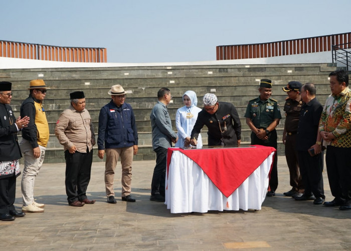 Alun-Alun Ajarwana Menambah Indeks Kebahagiaan Warga Bekasi