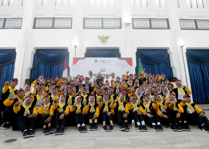 141 Kontingen Jabar Berangkat ke Jumbara PMR IX Tingkat Nasional 2023 ke Lampung