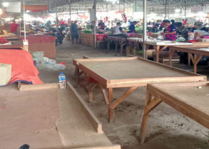 Sepi Pengunjung, Pedagang Pasar Kranji di TPS Bintara Banyak Gulung Tikar
