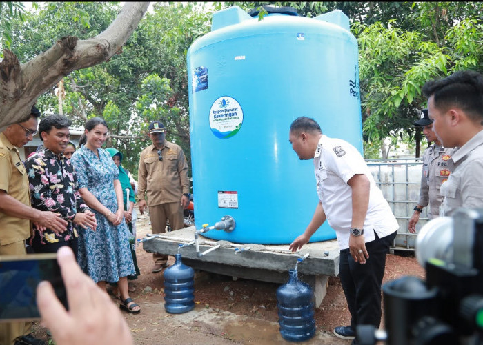 Hadapi Kekeringan, Rumah Energi dan Microsoft Siapkan 26 Titik Penampungan Air di Karawang