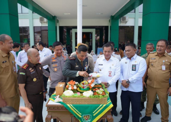 HUT ke-81 TNI, Dandim Karawang Tegaskan TNI Makin Kuat Bersama Rakyat