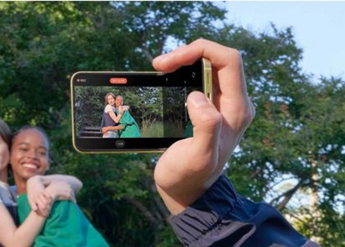 Camcorder Grip di Galaxy Z Flip6: Ciptakan Video Sinematik Layaknya Profesional dengan Fitur Canggih