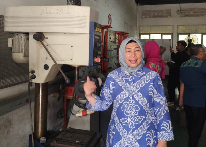 Dongkrak Daya Saing Pencari Kerja, Disnakertrans Karawang Gelar Bimbingan Tes Perusahaan Gratis 