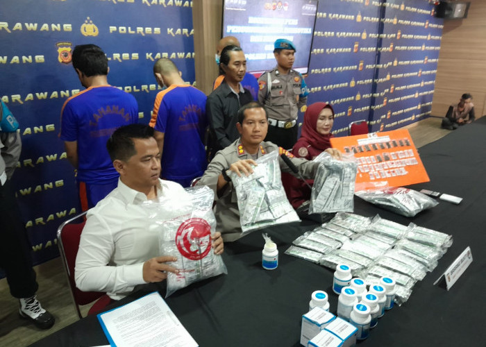 Bravo, Polres Karawang Ungkap Peredaran Tembakau Sintetis dan OKT Jejaring Media Sosial