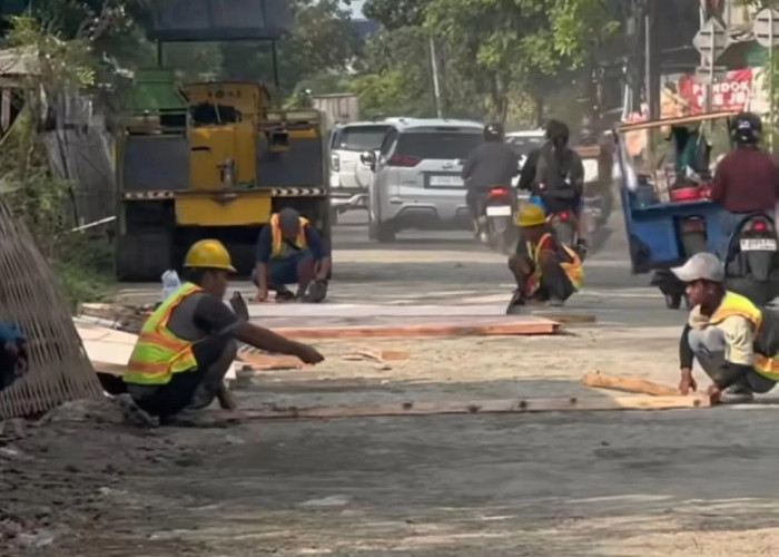 Pemprov Jabar Percepat Perbaikan Jalan Rusak di Jalur Selatan