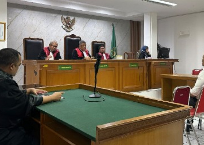 Di Hadapan Hakim Mantan Sekwan Kabupaten Bekasi Minta Bebas