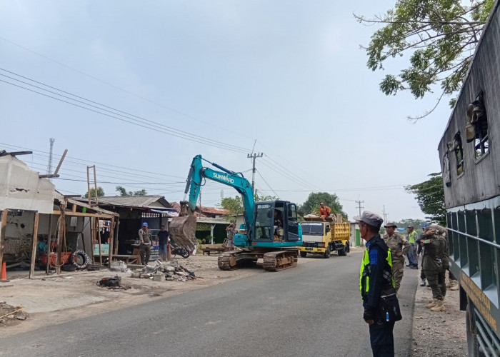 Infrastruktur Jalan Tamelang-Curug Ditingkatkan, DPUPR Lakukan Pelebaran