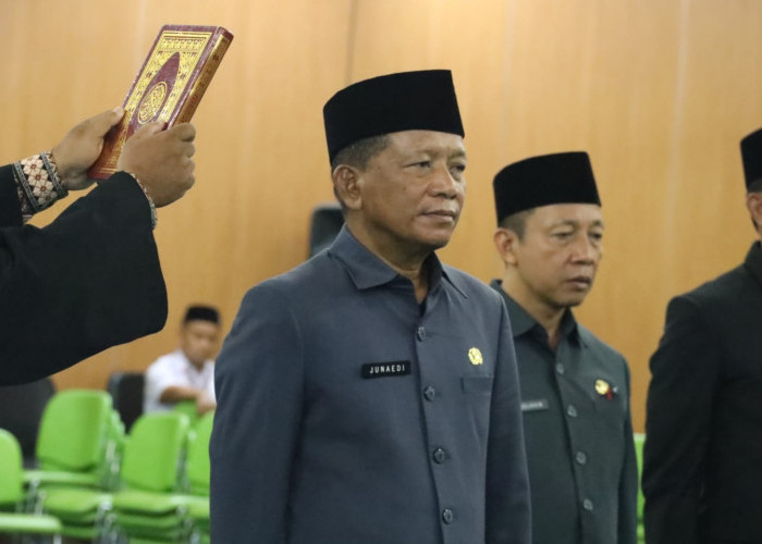 Junaedi Dilantik Jadi Sekretaris Daerah Kota Bekasi Definitif, Ini Pesan Wali Kota Tri Adhianto 