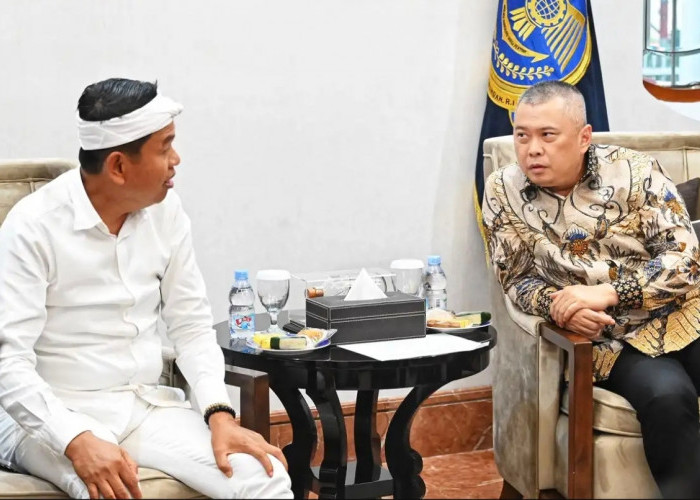 Gubernur Jabar Bahas Masa Depan Bandara Kertajati & Husein dengan Menhub