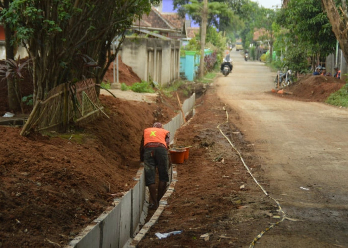 Drainase Sekunder di Serang Baru Direhabilitasi untuk Cegah Genangan