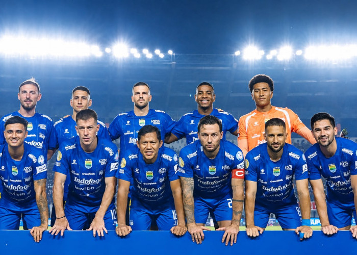 Thom Haye dan Beckham Putra Cadangan, Ini Dia Line Up Persib Bandung vs Garudayaksa FC