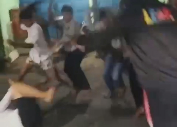 Perang Sarung Kebablasan, Sahur Pertama di Tambun Selatan Berujung Ricuh