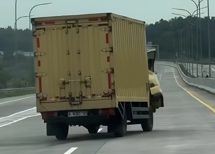 Kecelakaan Truk di Tol Cisumdawu, Eddi Brokoli Ingatkan Pentingnya Defensive Driving