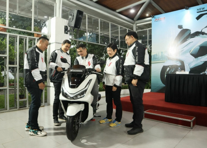 New Honda PCX 160 Resmi Meluncur di Jawa Barat, Berkelas dan Banyak Fitur Canggihnya, Cek Harganya Disini