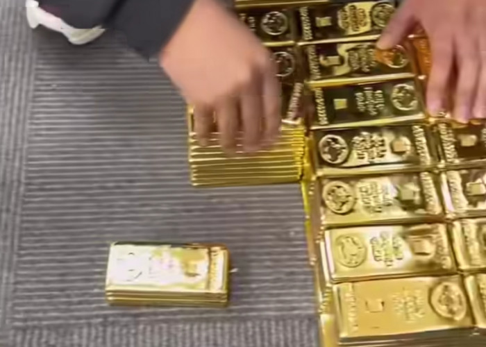 Harga Emas Dunia Rontok di Awal Pekan, Antam Ikut Turun Rp43 Ribu