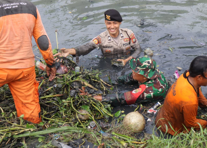 Sadar Penyebab Banjir Besar, Plt Bupati Asep Akui Sawah Hilang di Kabupaten Berubah Jadi Perumahan 