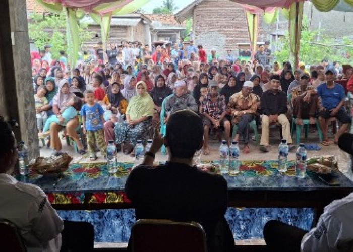 Reses Perdana Kang Pipik Menyerap Banyak Aspirasi dari Masyarakat Karawang dan Purwakarta