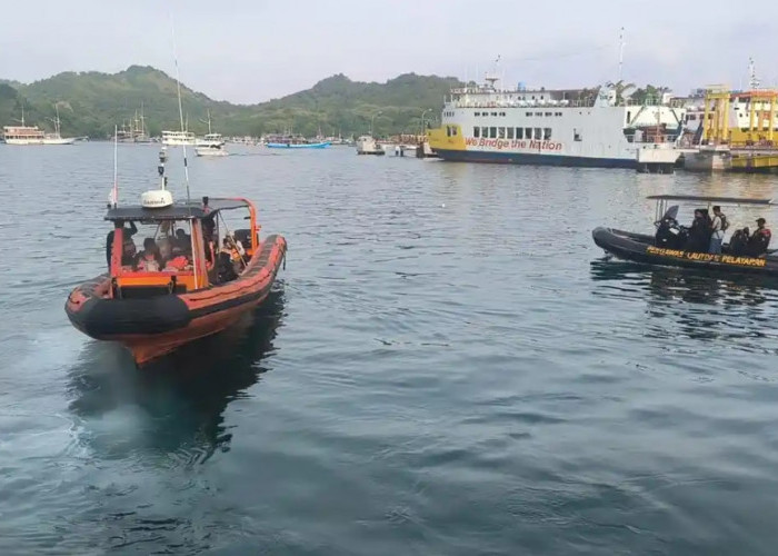 Kapal Wisata Tenggelam di Perairan Pulau Padar Akibat Cuaca Buruk
