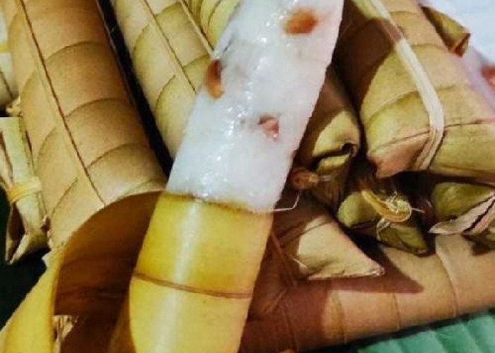 Makanan Tradisional Leupeut Khas Sunda dan Resep Membuatnya