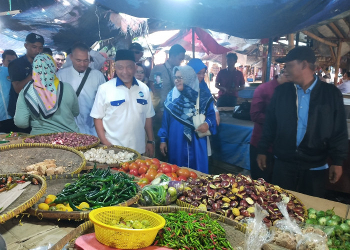 Cagub Jabar Ahmad Syaikhu Sebut Pasar Pujasera Perlu Perhatian Pemkab Subang 