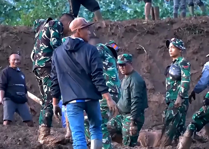 Korban Longsor di Jawa Barat Bertambah, 17 Meninggal dan Puluhan Masih Hilang