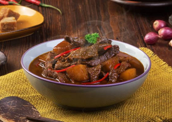 Manfaatkan Daging Sisa Kurban Untuk Membuat Semur Daging Sapi, Berikut resep membuatnya!