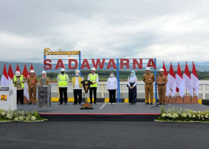Resmikan Bendungan Sadawarna, Jokowi: Produksi Padi Indramayu Awas Jika Tak Meningkat